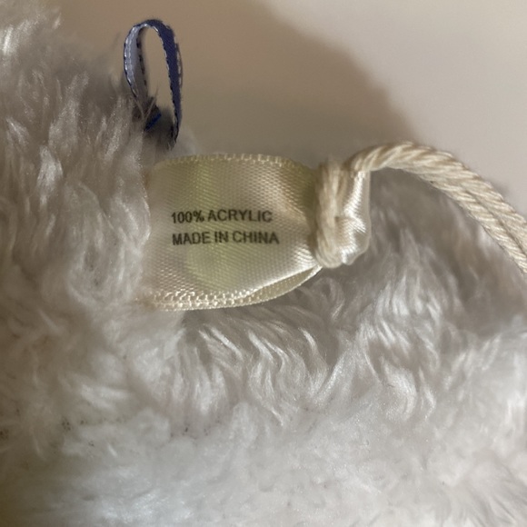 NWT Revolve Hat Attack Fair Isle Pom Cozy Knit Beanie Ivory‎ Women’s OS - Picture 6 of 7